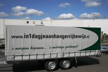 Lesaanhanger voor rijschoolhouders volgens CBR normen