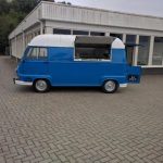 foodtruck busje blauw